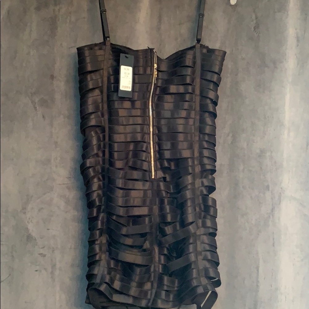 Sexy little black bandage dress with tags! Akira - Picture 4 of 5
